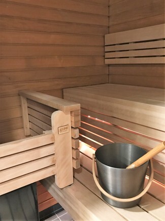 HhB27-sauna